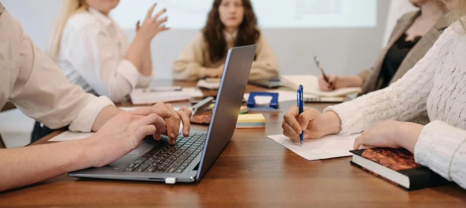 都給我退散!職場上最討厭的10種小人 年後「報復性轉職」別再浪費人生