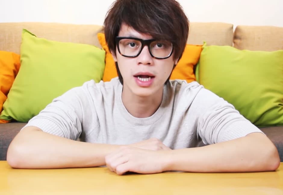 網紅「HowHow」遭警方約談!網友留言超壞「清一色沒溫暖」