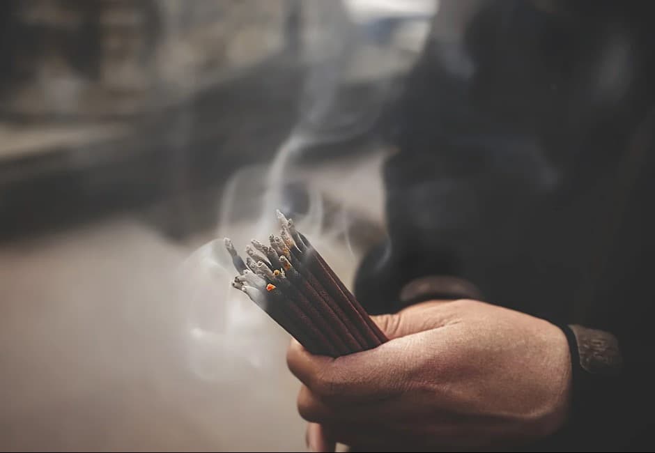 清明節10大「掃墓禁忌」千萬別犯!忌在墓地喊全名 水果、時間都要慎選
