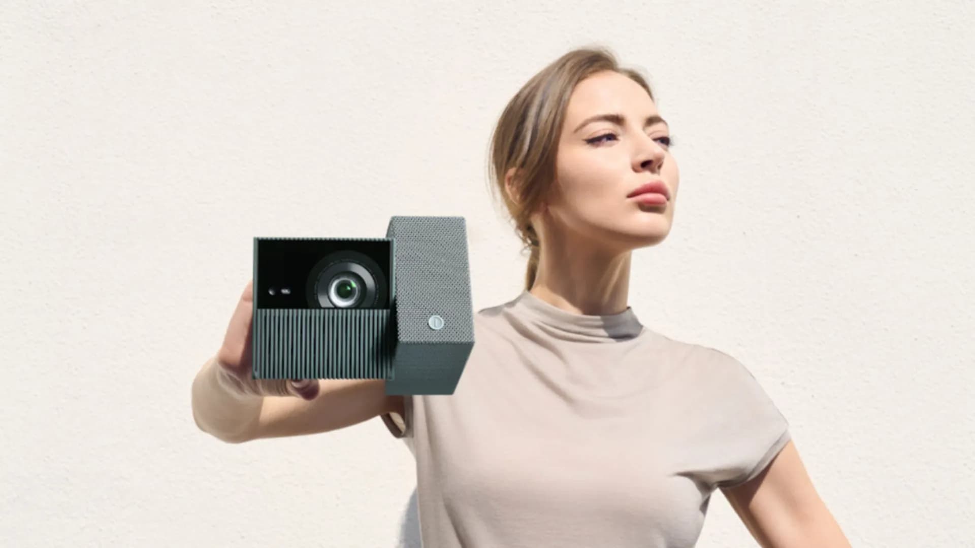 No.3 投影機、投影布幕