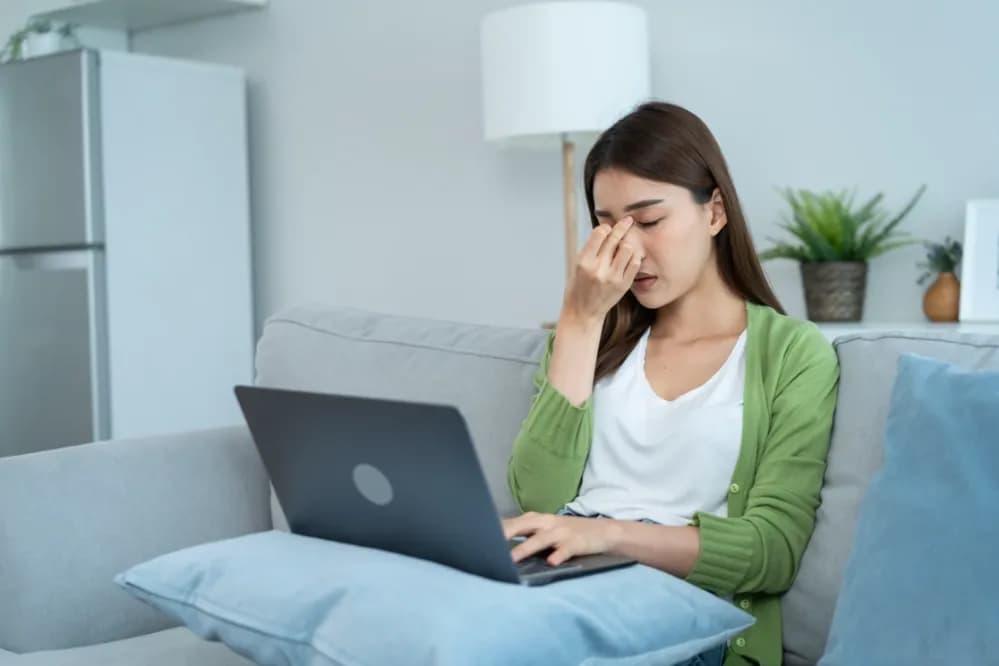 No.8 眨眼頻率過低