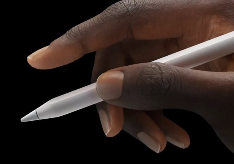 折疊 iPhone Ultra 專用 Apple Pencil 傳採短版設計、支援磁吸充電